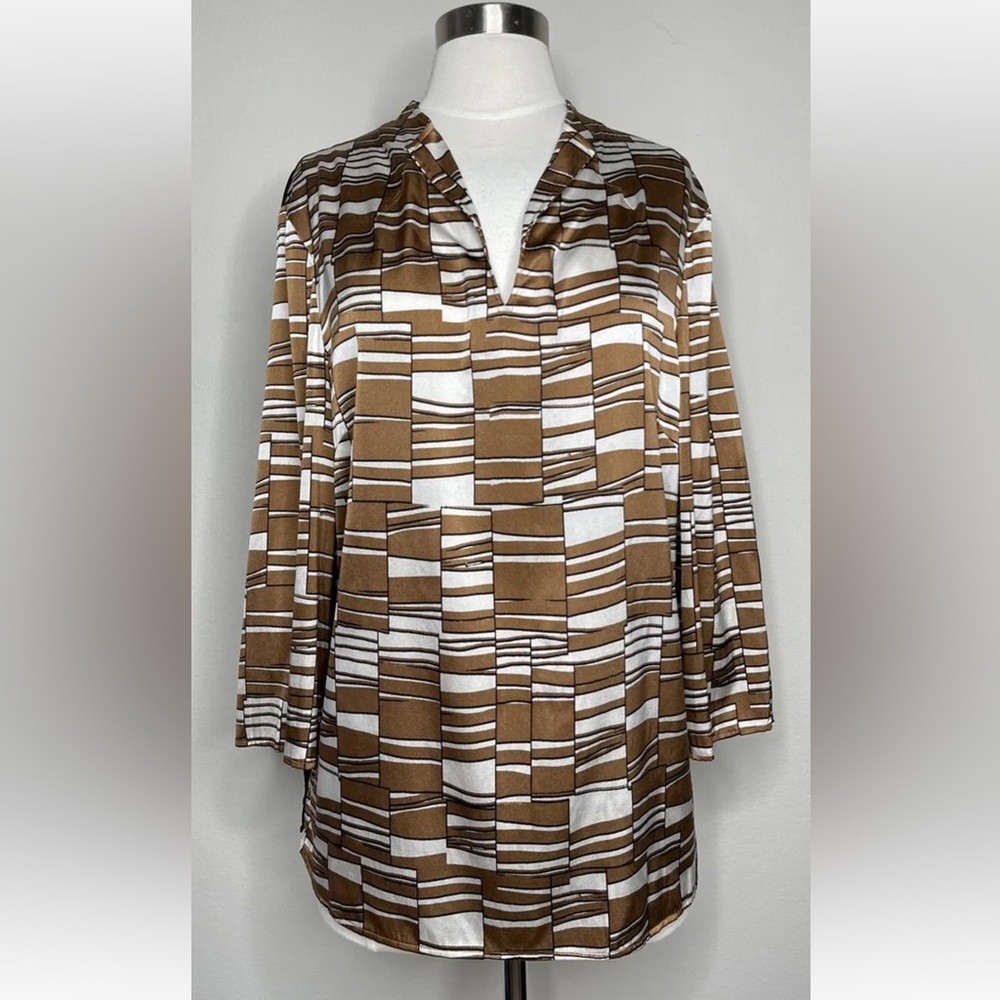 St John Silk Blouse. Size: 12